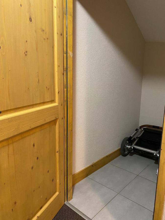 Modern 3 Bed Penthouse Apartment, Balcony & Garage, Close To Village & Ski Bus 사모엥 외부 사진
